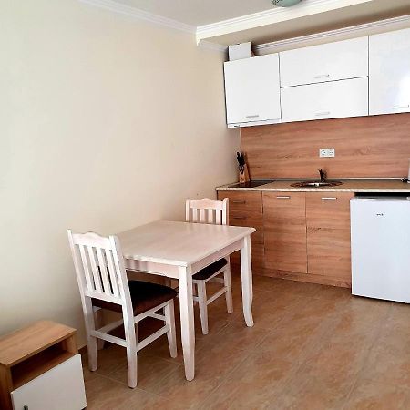 Elenite Private Apartments Ngoại thất bức ảnh