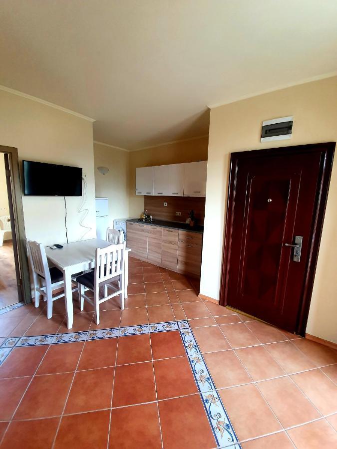 Elenite Private Apartments Ngoại thất bức ảnh