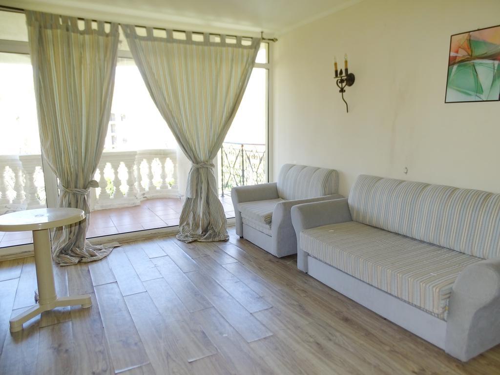 Elenite Private Apartments Ngoại thất bức ảnh