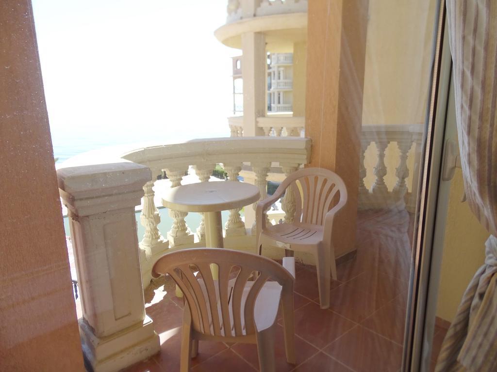 Elenite Private Apartments Ngoại thất bức ảnh