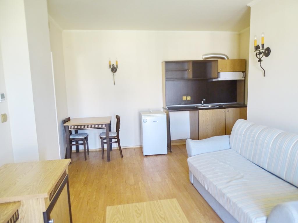 Elenite Private Apartments Ngoại thất bức ảnh