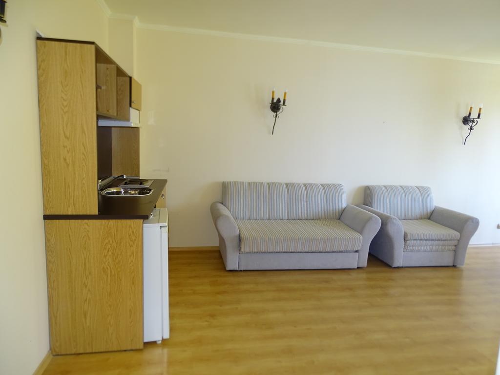 Elenite Private Apartments Ngoại thất bức ảnh