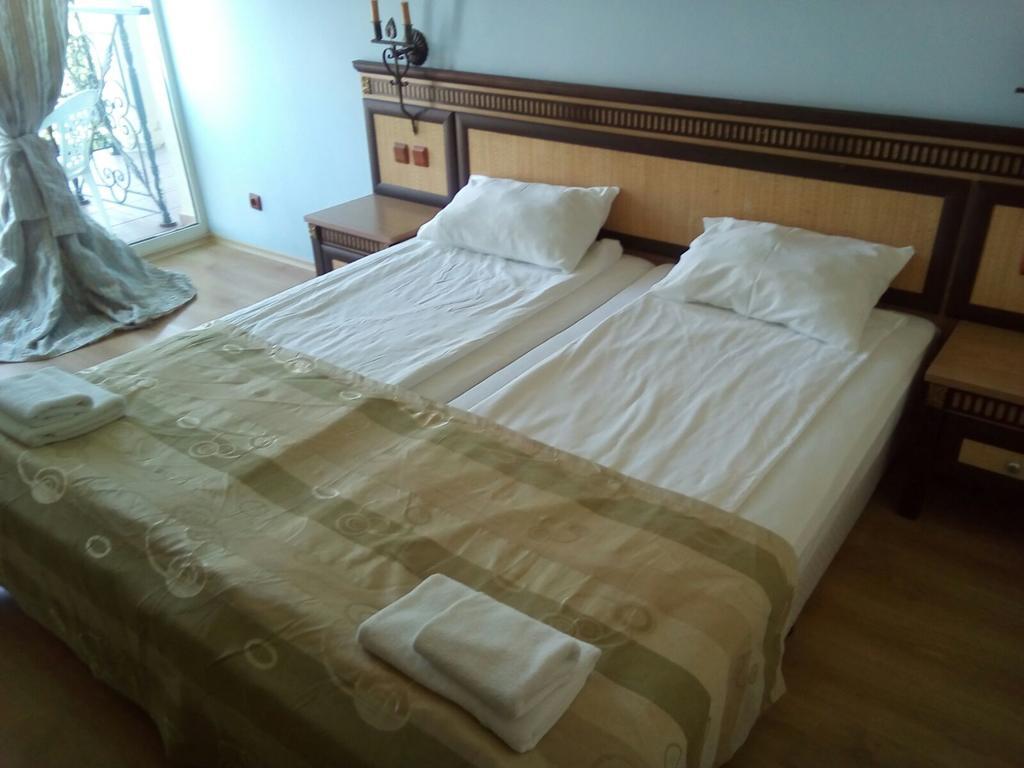 Elenite Private Apartments Ngoại thất bức ảnh